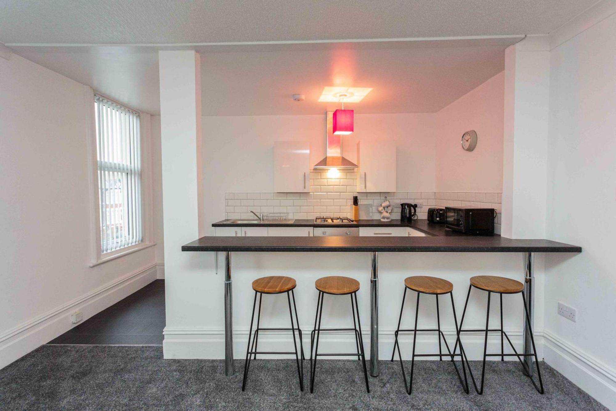 Cherry Property - Berry Apartments Blackpool Room photo